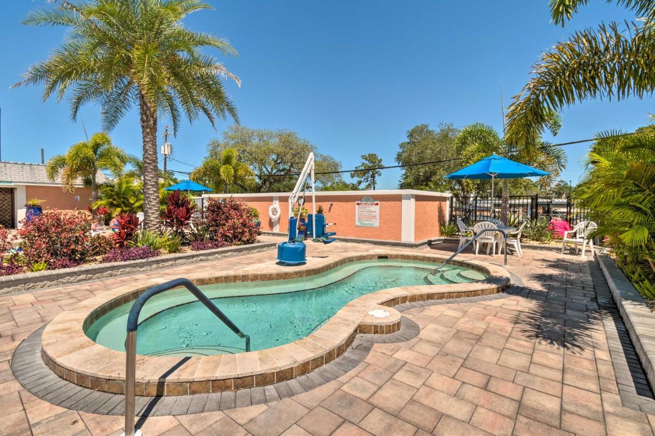 Bright Home Pool Access And Screened-In Porch! The Meadows エクステリア 写真