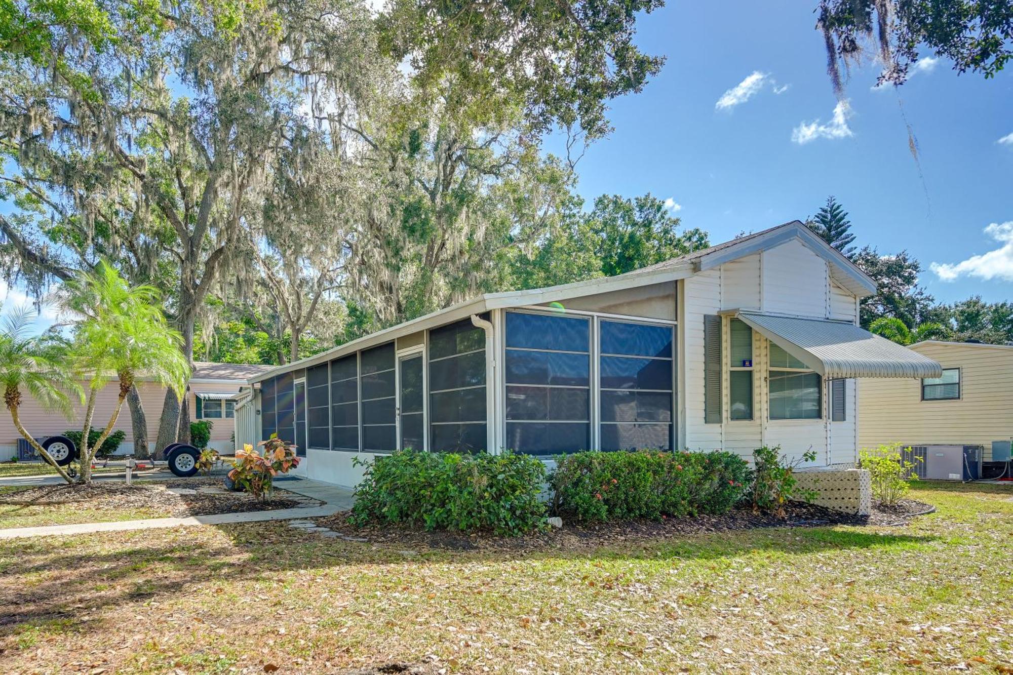 Bright Home Pool Access And Screened-In Porch! The Meadows エクステリア 写真